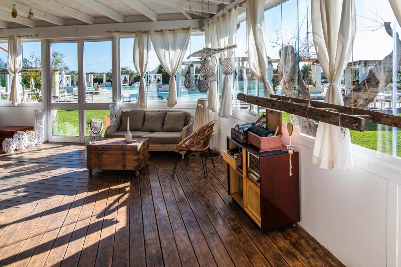 Borgo Rosso Terra Aparthotel Gallipolli Exteriör bild