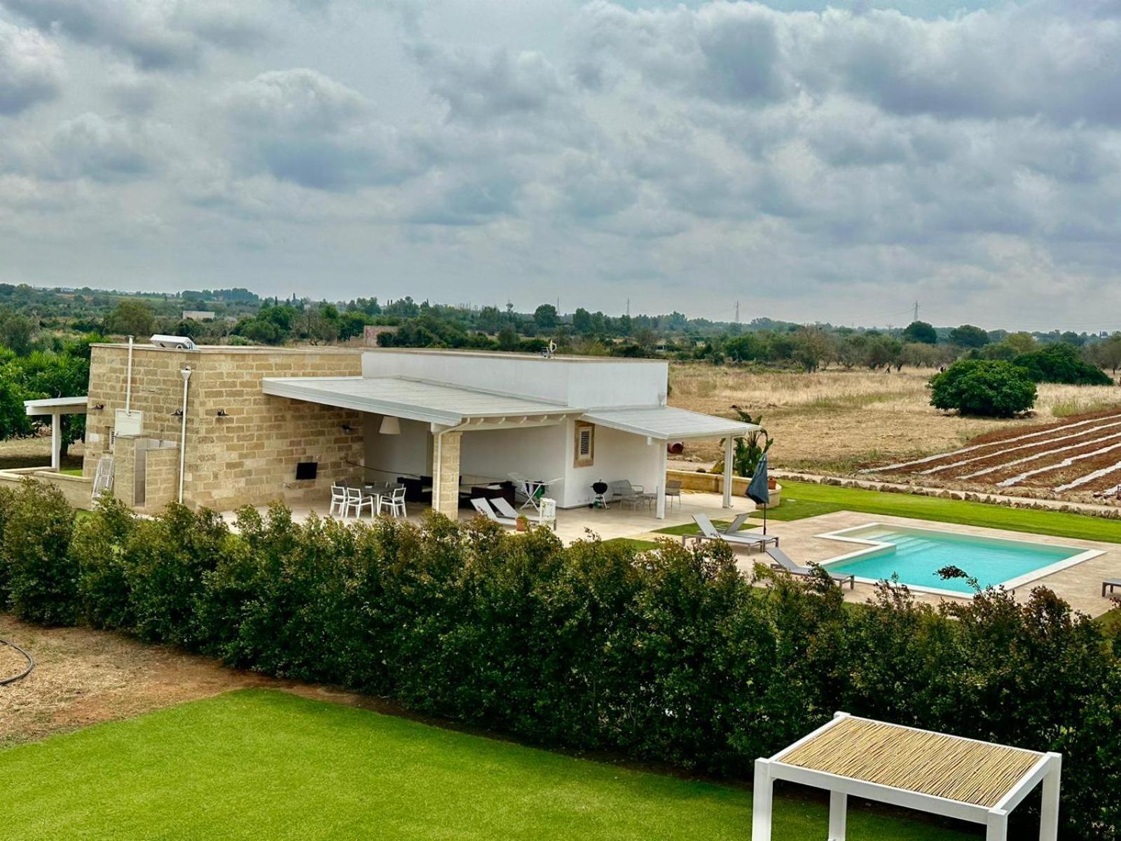 Borgo Rosso Terra Aparthotel Gallipolli Exteriör bild